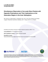 Simultaneous Observation of Ion-scale Wave Packets with Opposite Polarizations and Their Implications on the Generation Region in the Inner Heliosphere